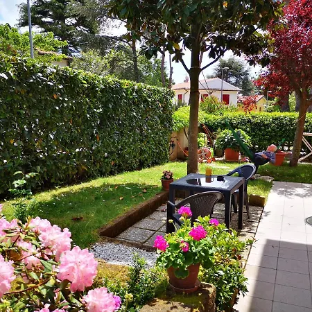 فندق مبيت وإفطار A Due Passi Dal Mare 3*