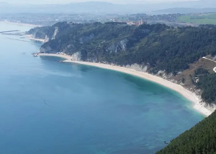 A Due Passi Dal Mare Numana