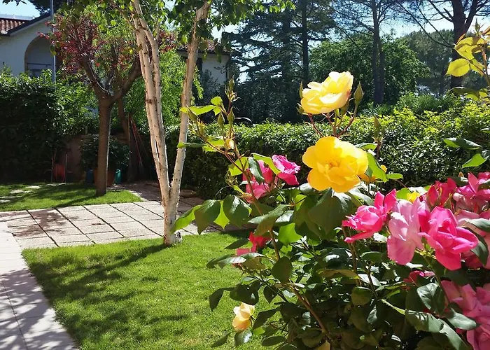 Bed & Breakfast A Due Passi Dal Mare Numana