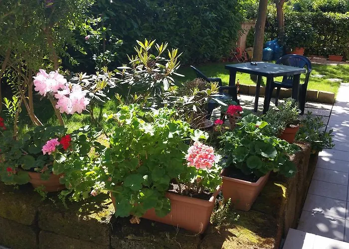 Bed & Breakfast A Due Passi Dal Mare 3*