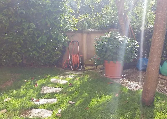 Bed & Breakfast A Due Passi Dal Mare Numana