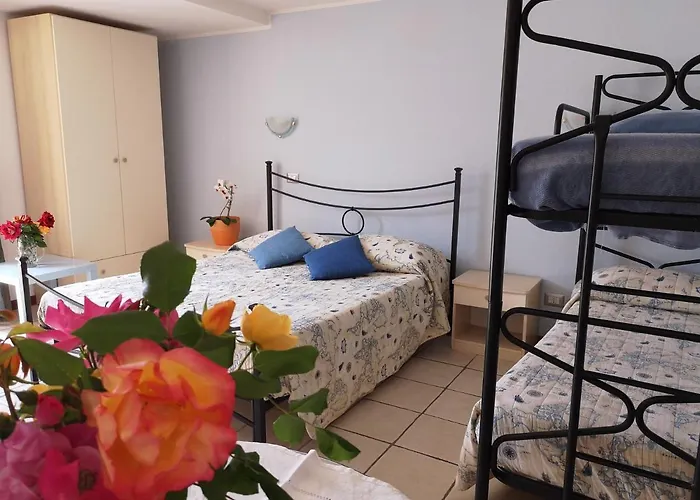 A Due Passi Dal Mare Bed & Breakfast Numana