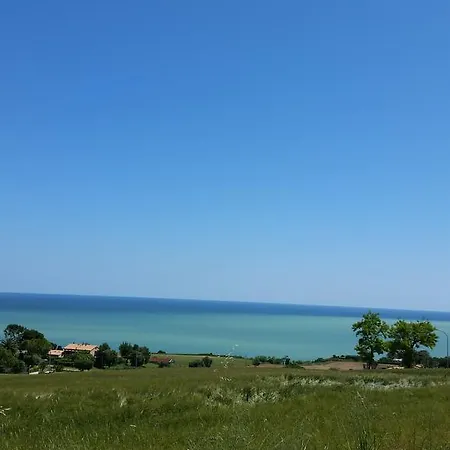 Bed & Breakfast A Due Passi Dal Mare 3*