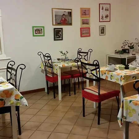 A Due Passi Dal Mare