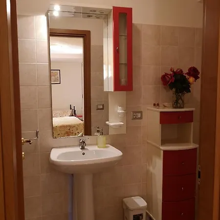 A Due Passi Dal Mare 3* Нумана