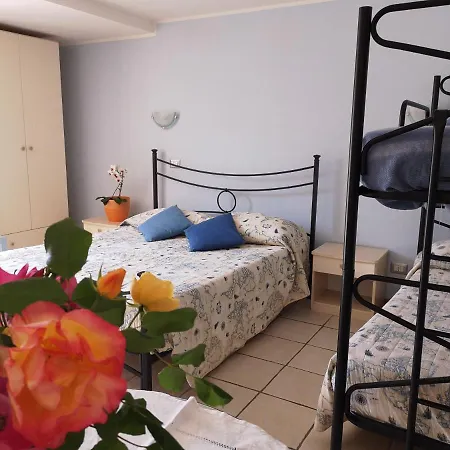 A Due Passi Dal Mare Bed & Breakfast Numana