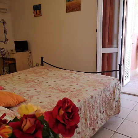 A Due Passi Dal Mare Bed & Breakfast Numana